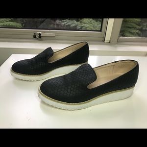 Shubar - Poshmark